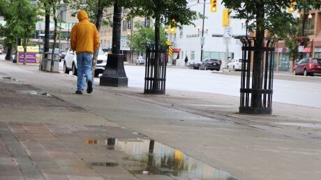 It might seem like summer has skipped Manitoba but Environment Canada says warm weather is on the way. Rain Winnipeg