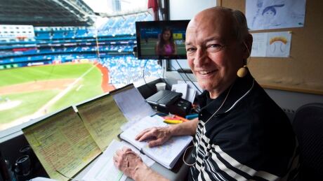 Longtime Blue Jays radio voice Jerry Howarth has battled cancer and laryngitis in the past year, but he's back in the booth now and feeling good. howarth-jerry-062617