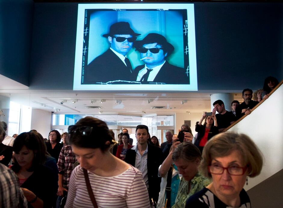 ARTS NS Leibovitz 20130606