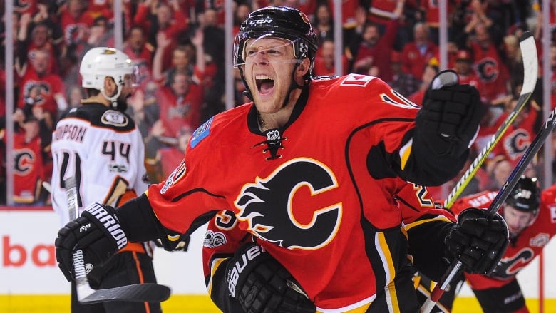 Calgary Flames on X: Our amazing Indigenous Celebration signed