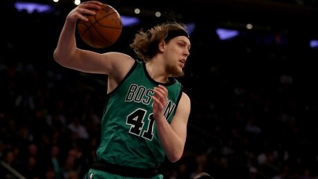 Canadian Kelly Olynyk has agreed to sign with the Miami Heat for a reported $50 million US. 95192134