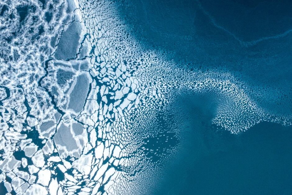Nature/3rd prize winner, category nature, Ice formation, Greenland by Florian.jpg