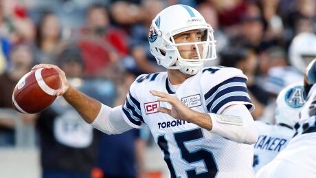 Toronto Argonauts quarterback Ricky Ray (15) throws the ball during the first half against the Ottawa Redblacks. argonauts-redblacks
