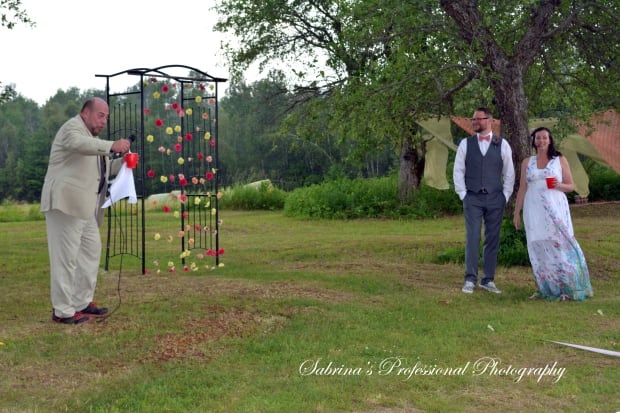 Man Gets Struck By Lightning At His Daughter's Wedding Ceremony