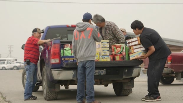 Tl'etinqox-t'in first nation bc wildfire