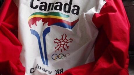 Calgary, which hosted the Winter Olympics in 1988, has extra time to mull a possible bid for the 2026 Games because the International Olympic Committee has shifted its timelines. calgary-2026