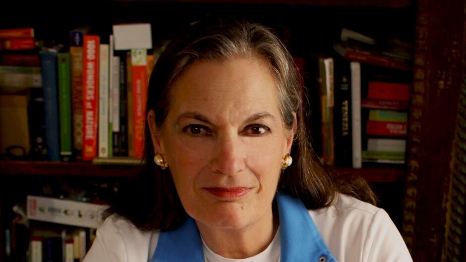 Investigative journalist Elaine Dewar's book The Handover shares the story of how McClelland & Stewart came to be owned by a German company despite Canada's national ownership rules.