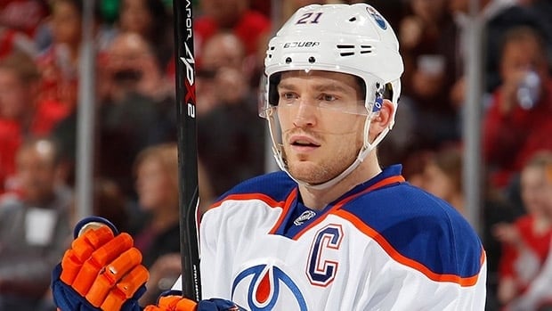 Defenseman Andrew Ference retires from National Hockey League after 16 years