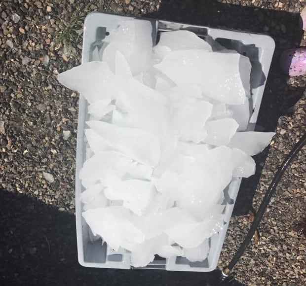 Iceberg ice