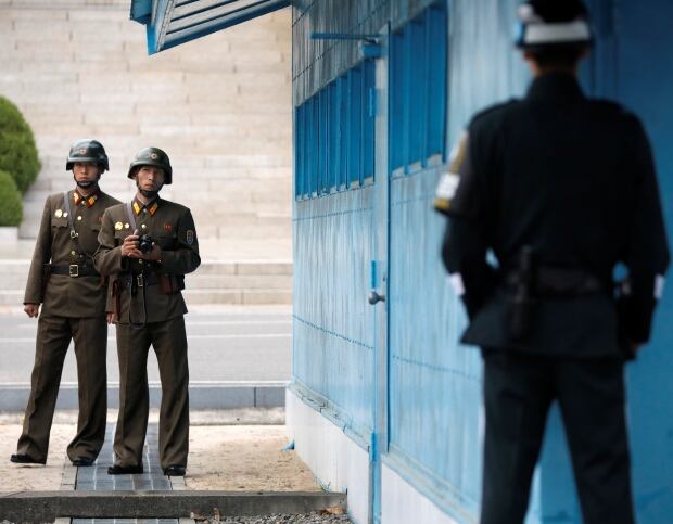 NORTHKOREA-USA/PENCE-DMZ