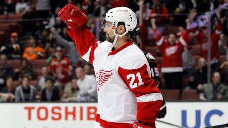 Tomas Tatar, who led the Red Wings in scoring last season, has come to terms with Detroit on a $21.2 million US, four-year contract. Tatar-Tomas-10012016