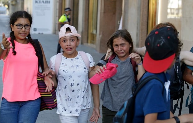 children barcelona crash ramblas