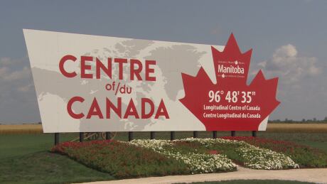 The Centre of Canada Park sits at 96° 48’ 35” W, dubbed the longitudinal centre of Canada, on the Transcanada Highway. Centre of Canada Park