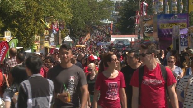 The fair runs from Saturday August 19, until Monday September 4 but will be closed on Monday August 21 and Monday August 28. Hours at the fair are from 11 a.m. PT until late. The fair runs from Saturday August 19, until Monday September 4 but will be closed on Monday August 21 and Monday August 28. Hours at the fair are from 11 a.m. PT until late.