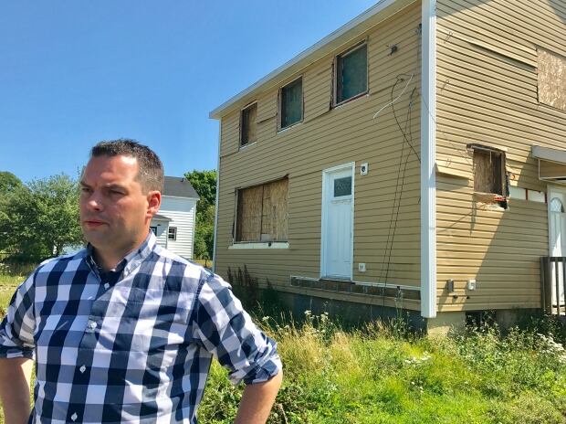 Municipal Affairs minister Derek Mombourquette