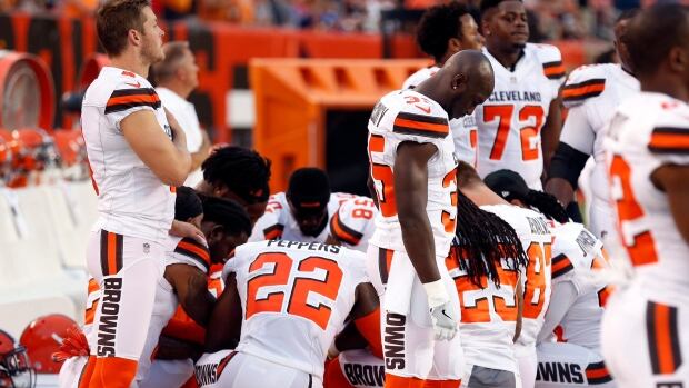 Cleveland Browns kneel in protest during national anthem Cleveland Browns kneel in protest during national anthem