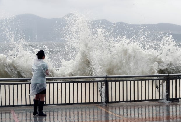 Hong Kong Typhoon Hato