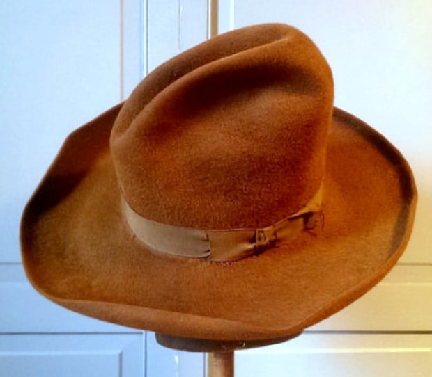 Clem Gardner hat