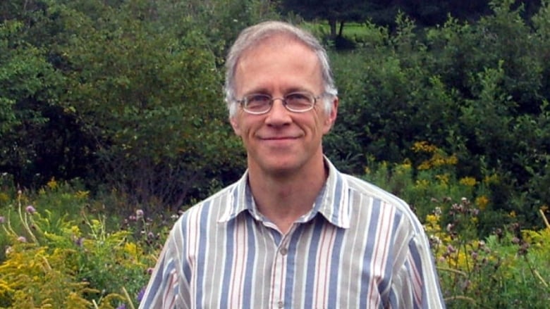 Rod Hill professor