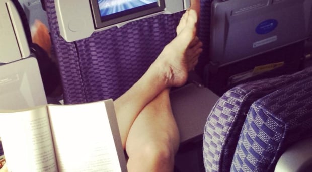 PassengerShaming feet meal tray