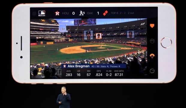 Apple Showcase