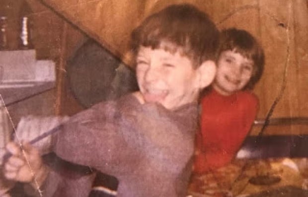 Helen and Him Escott as children
