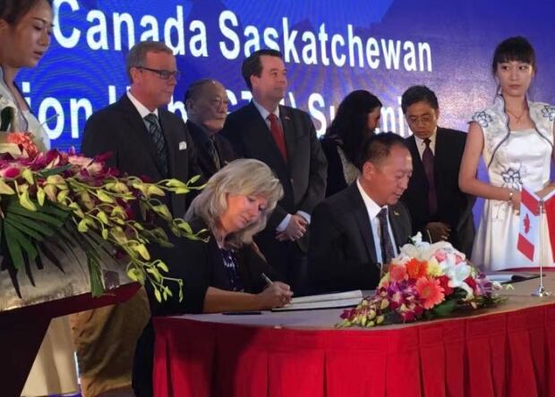 Brad Wall in China