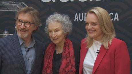 sarah polley the handmaid s tale it gave me nightmares margaret atwood on sarah polley s sarah polley the handmaid s tale it gave me nightmares margaret atwood on sarah polley s