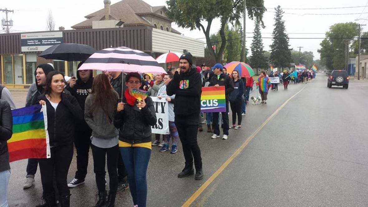 Portage la Prairie Pride organizers unfazed by protesters Manitoba