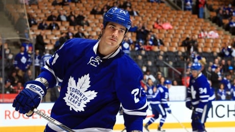 Brian Boyle, who played for the Maple Leafs last season before signing with New Jersey this summer, has been diagnosed with a treatable form of leukemia. 94845405