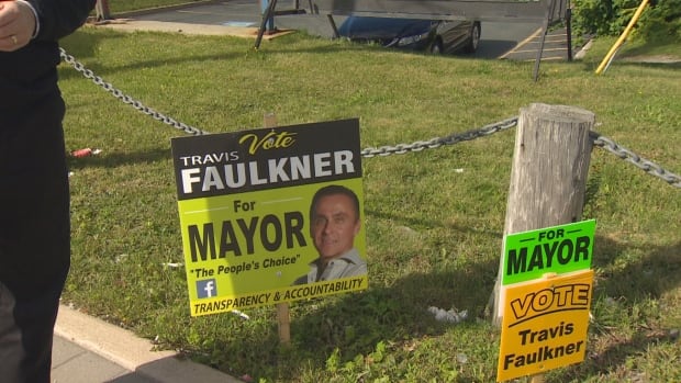 Faulkner sign
