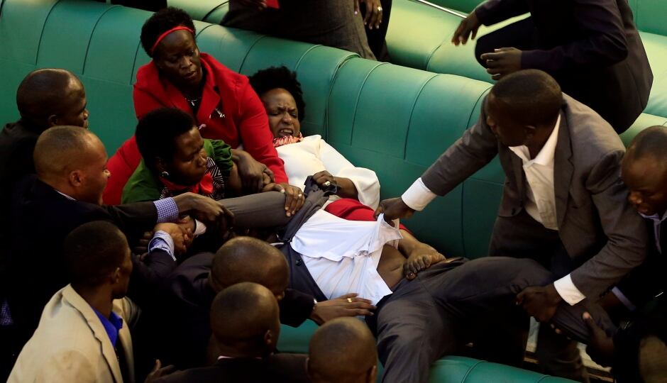 UGANDA-POLITICS/