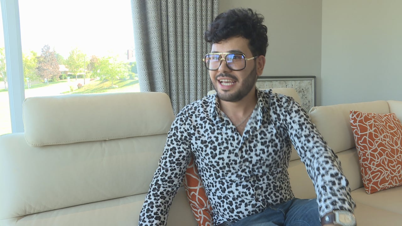 Syrian Stylist Opens Mobile Hairdressing Business In Moncton Cbc