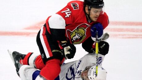 Ottawa Senators defenceman Mark Borowiecki (74) agreed to a two-year, $2.4-million US contract extension on Thursday. borowiecki-mark-102216-620