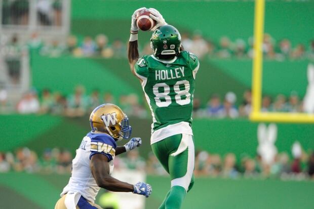 FBO CFL Blue Bombers Roughriders 20170701