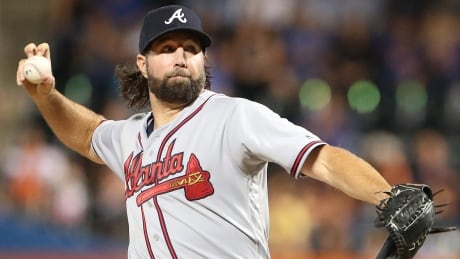 The Braves on Monday announced they have declined the $8 million US option for 2018 on starting pitcher R.A. Dickey, who won 10 games in a consistent 2017 season. dickey-ra-170926-1180