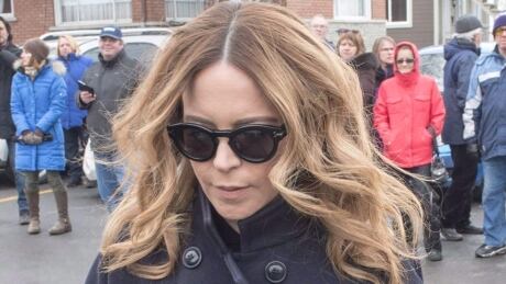 Julie Snyder is a well-known Quebec television personality and producer. julie snyder