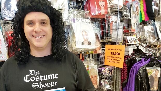 Mullets Make A Comeback In Calgary As Jagr Among Top Halloween Costume Picks Cbc News