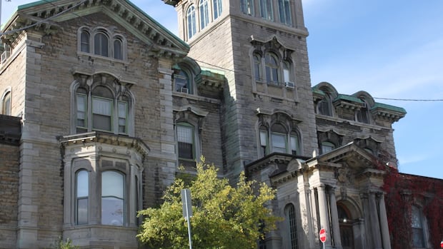 Victims of CIA-linked Montreal brainwashing experiments cleared to sue in class action | CBC News