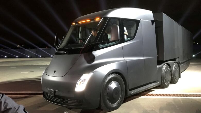 Teslas Truck Venture