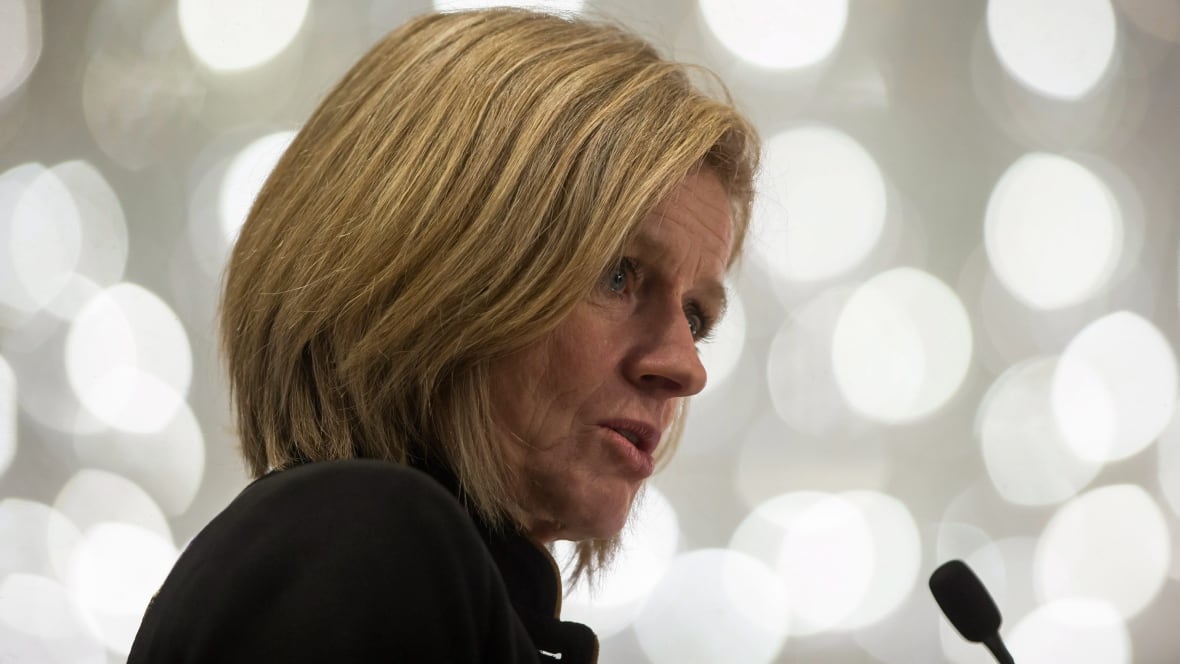 Finance Minister outlines pipeline protections ahead of BC court reference