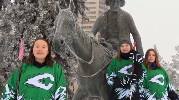 Saskatoon girls Saskatoon girls