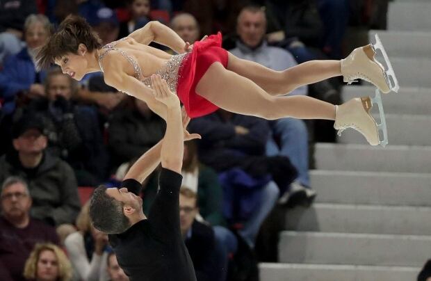 fig-skate-pairs