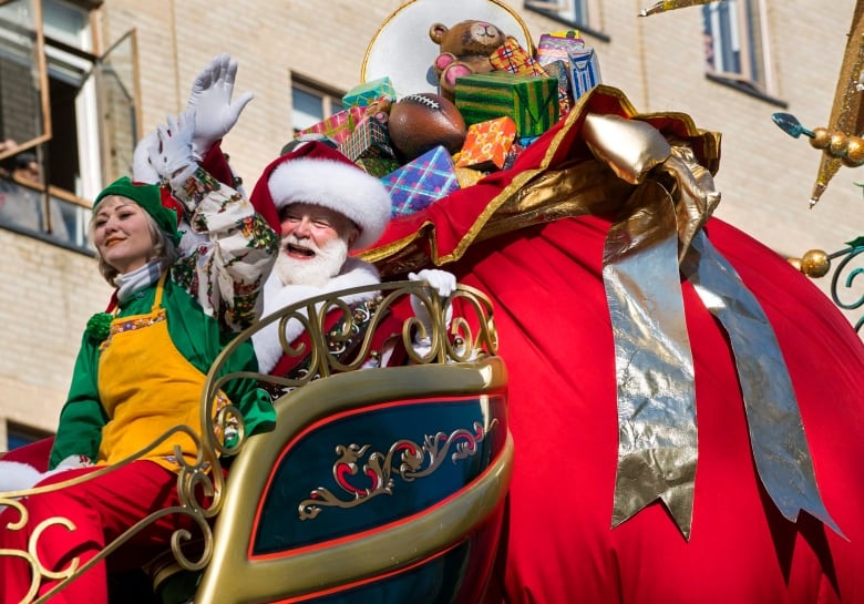 Eclectic Christmas Parade 2022 Santa Claus Is Coming To Town! Kris Kringle Spotted In Some Strange Places  | Cbc News