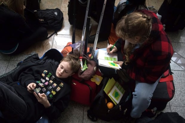 Blackout at Atlanta airport leaves thousands stranded