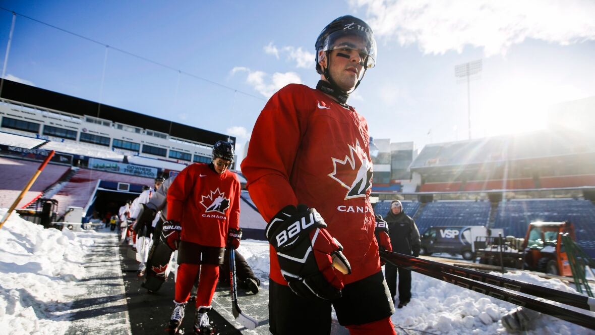 Point starts in net for Canada against Slovakia at world juniors Point starts in net for Canada against Slovakia at world juniors