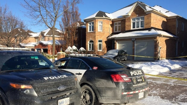 2 people found dead inside Oakville home