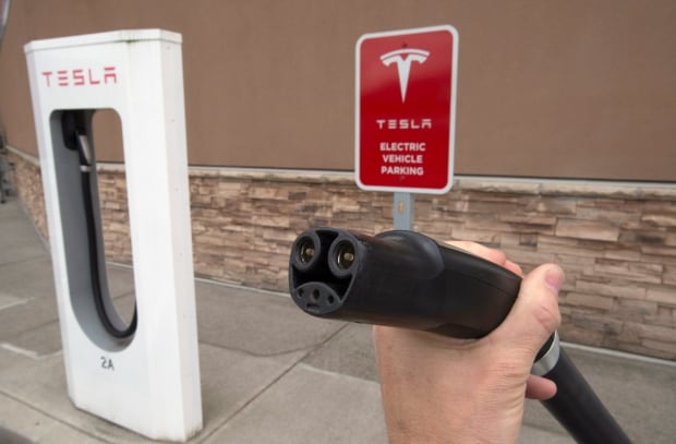 Tesla 20160601