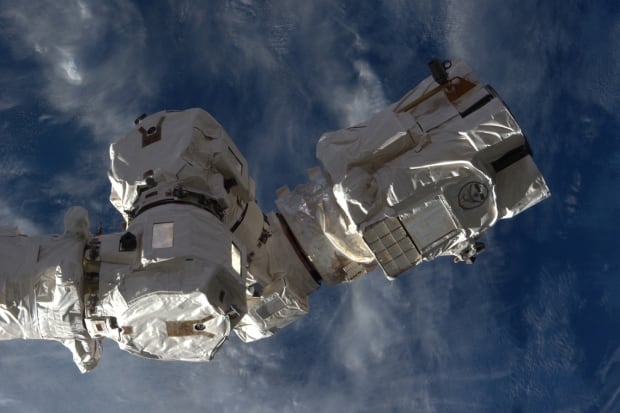 Canadarm2