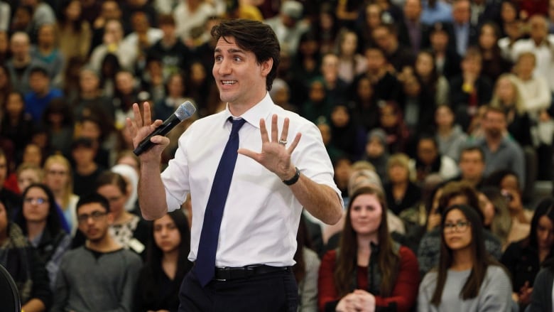 [Image: trudeau-town-hall-20180201.jpg]